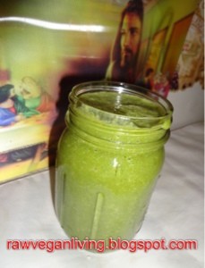 green coconut kale almond dates smoothie 