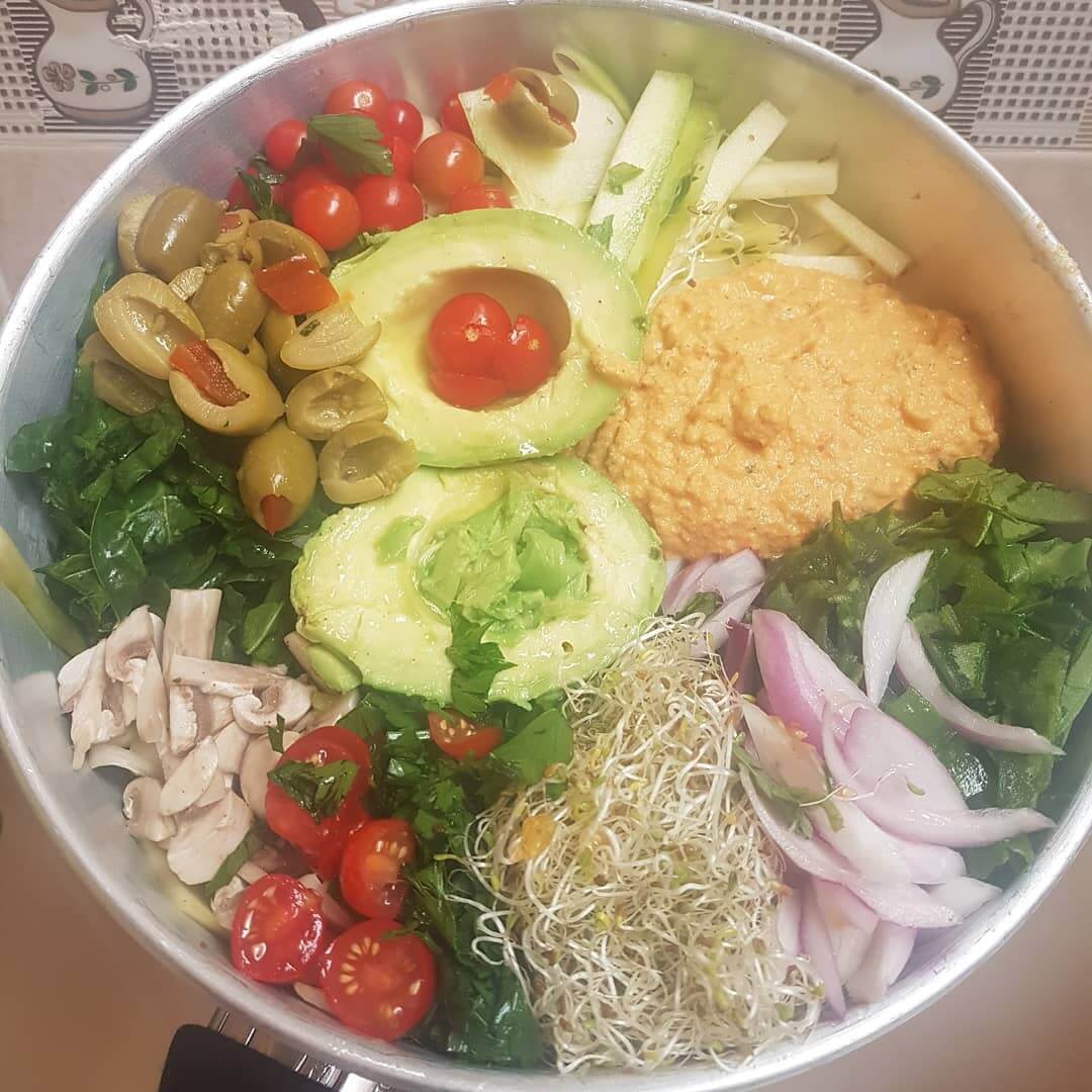 raw-vegan-salad-recipe (1)